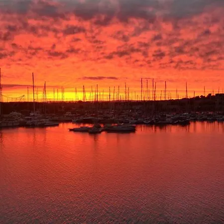 Cap D'agde - Vue Magnifique - Studio De Vacances - 4 Personnes - 27 M2 Apartment